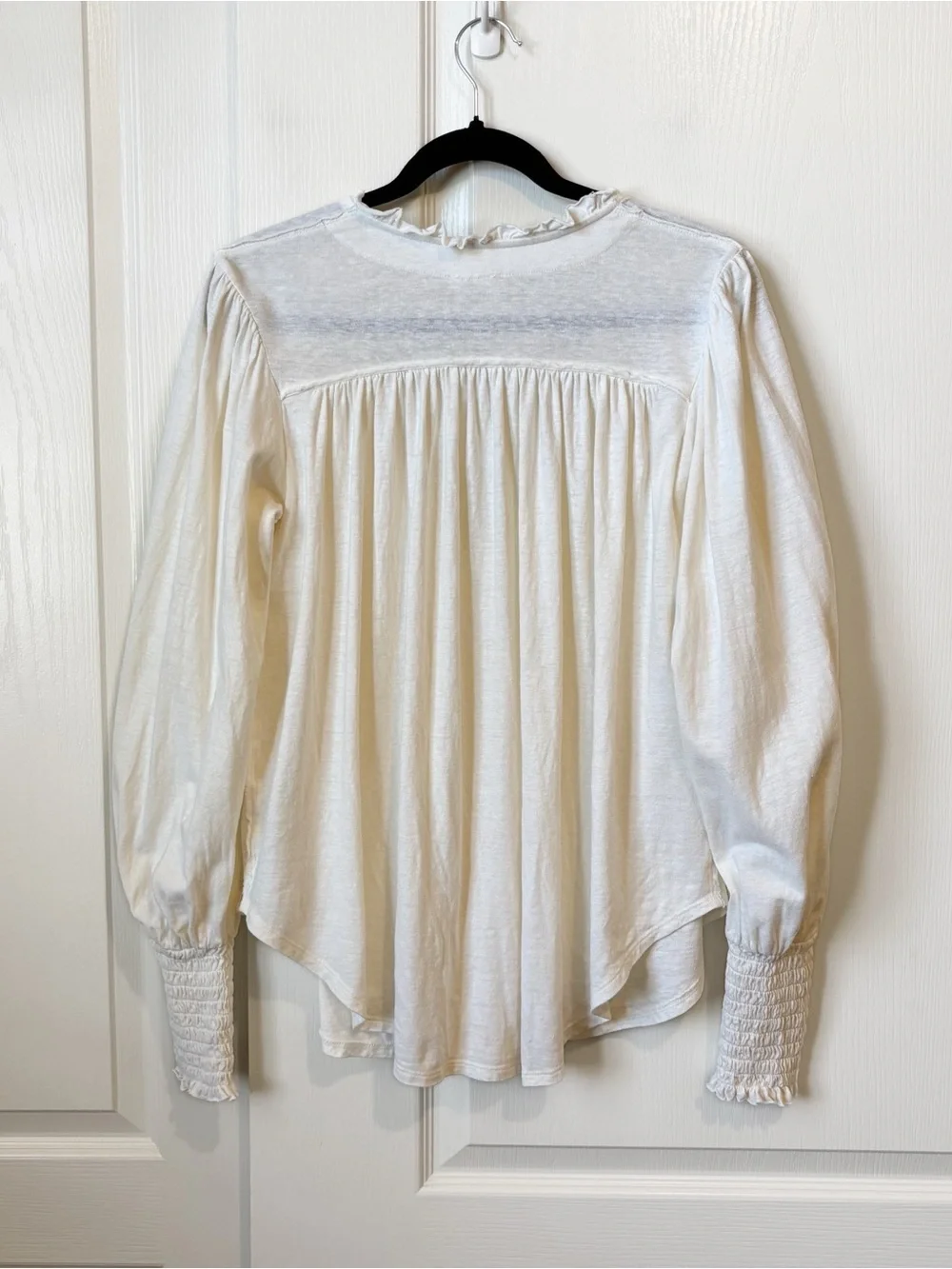 Free People We The Free Cream Long Sleeve V-Neck Blouse Hemp/Cotton Size XS